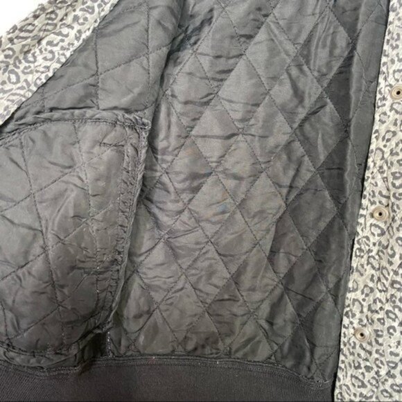 R13 Grey Leopard Shrunken Roadie Jacket in Enzyme Stone Wash - Picture 5 of 13